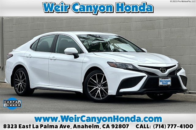 2024 Toyota Camry SE