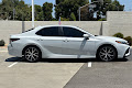 2022 Toyota Camry Hybrid SE