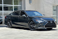 2024 Lexus ES 300h F SPORT Handling